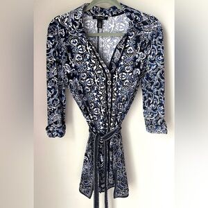 White House Black Market Paisley Tunic Top | Size S | Blue Black Long Sleeve